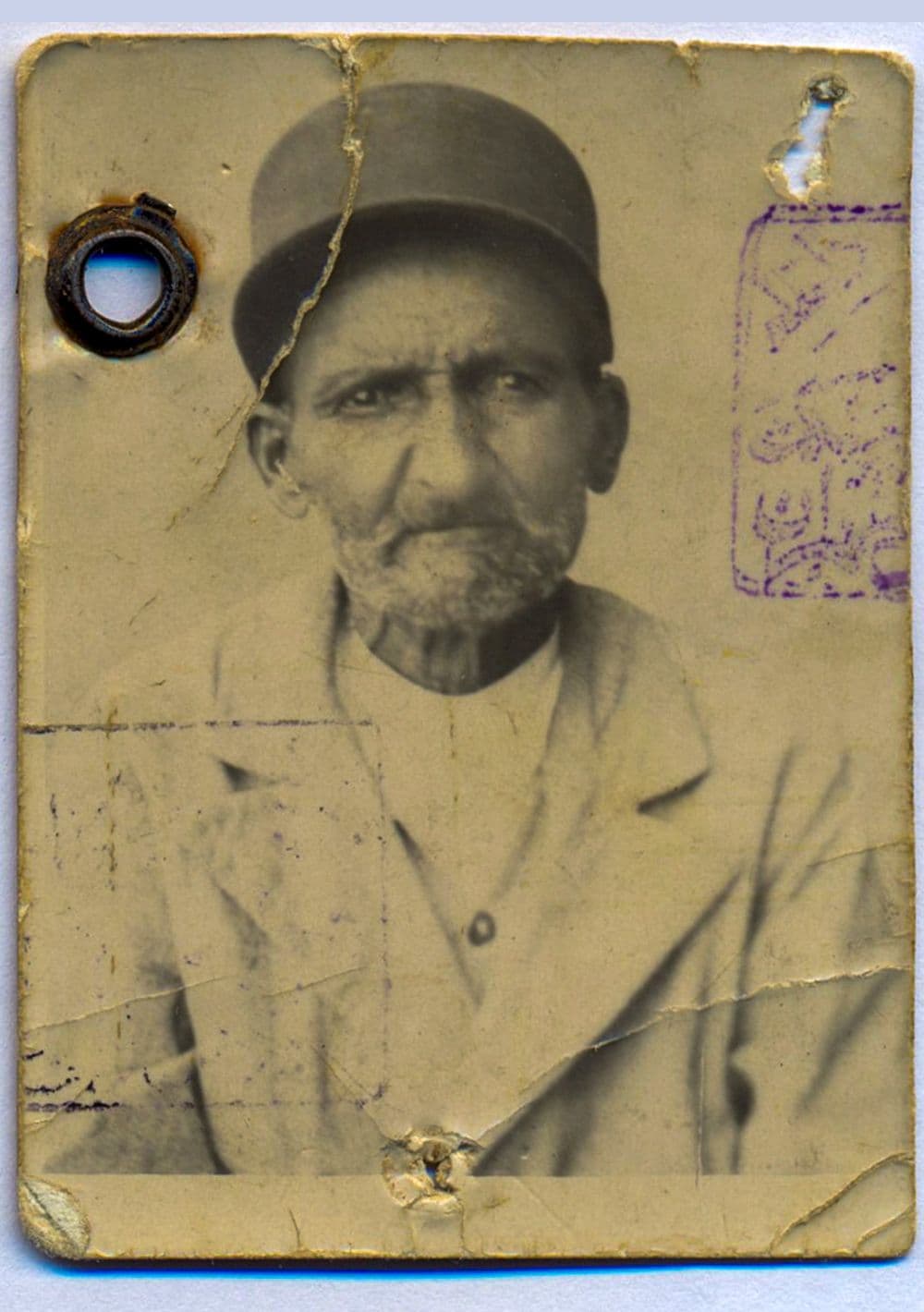 تصویر یکى از اهالى قدیمى دارآباد، عکس از مجموعهی شخصى بهزاد لیان